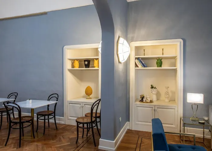 Palazzo Sansonetti 住宿加早餐酒店 4*