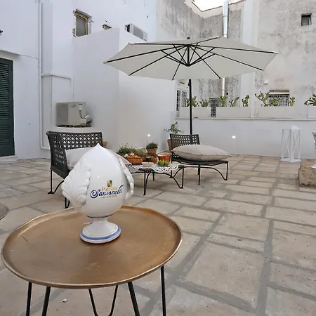 Palazzo Sansonetti Bed & Breakfast Casarano