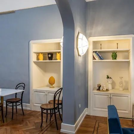 Palazzo Sansonetti Bed and Breakfast 4*