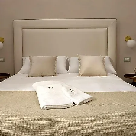 Palazzo Sansonetti 4*