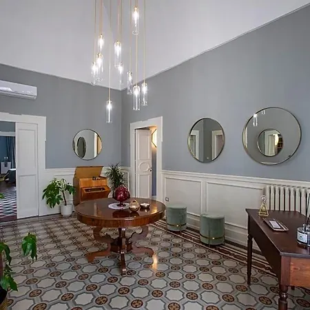 Palazzo Sansonetti 4*